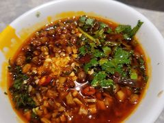 -忘情水鱼头·鲜鱼火锅(滨江中路店)