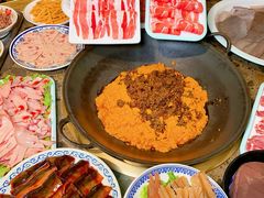 -沸炉重庆老火锅(军事博物馆店)