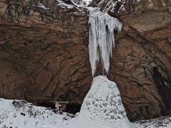 -抱龙峪
