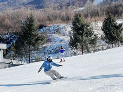 -鳌山滑雪度假区