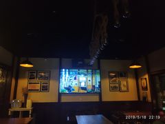 -麦落精酿啤酒餐吧(先农大院店)