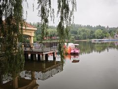 -王府井奥莱棋盘山小镇