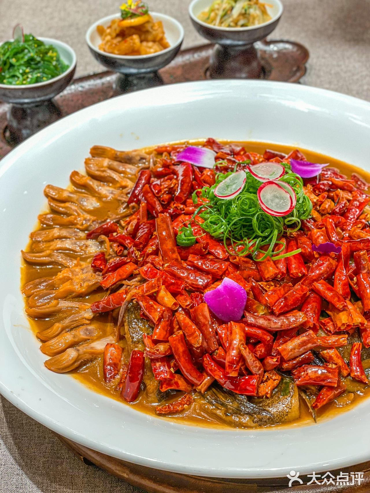 没错！就是藏在朝天宫巷子里的锅气老南京菜馆