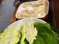 -乡土黄·鲜牛肉火锅·小龙虾(兴业街店)