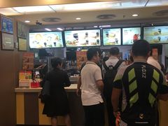 -麦当劳(华融店)