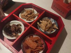 -老萍巷莲花血鸭·萍乡地标江西菜(步行街店)