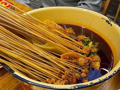 -拈签一笑黄牛肉辣卤串串