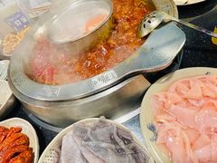 -洞亭火锅(防空洞总店)