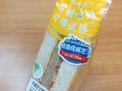 -全家便利店(沪南公路店)