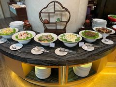 自助取餐区-上海齐鲁万怡大酒店·辣椒屋咖啡厅
