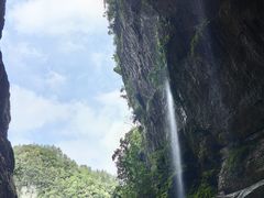 -龙水峡地缝景区