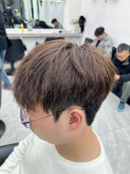 -沐染造型专业烫发染发