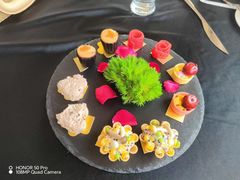 -厚街国际大酒店·360度旋转餐厅