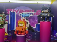 -泡泡玛特POPMART(黄岛新城吾悦店)