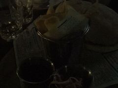 -Hooley's活利仕西餐厅(珠江新城店)
