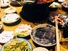 -白乐天毛肚火锅馆(南滨路店)
