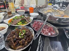 -牛一煲美食(江高店)