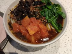 油鸡㙡凉米线-半山腰·云南菜(侨福芳草地店)