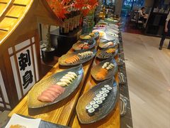 -广州万富希尔顿酒店·感趣自助餐厅·金秋蟹宴生蚝海鲜刺身