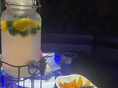 -K+全国连锁KTV(绿地缤纷天地店)