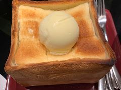 -港丽餐厅(正大店)