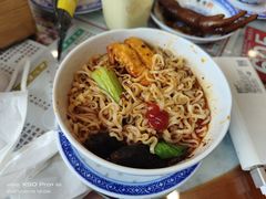 鸡汁麻辣面-捷信牛奶甜品世家(学府店)