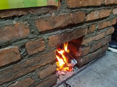 -鱼窝棚柴火铁锅炖(富山屯店)