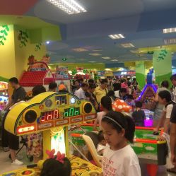 -莫莉幻想儿童乐园(武汉金银潭永旺店)