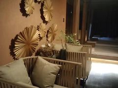 -泰·菩提树下[泰式按摩x精油SPAx肩颈头疗](新景店)