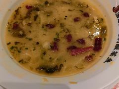 -渝是乎酸菜鱼(龙旗购物中心店)