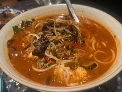-粉八·云南米线·建水烧烤(常熟路店)
