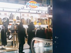 -法雅体育工厂店(皂君庙路店)