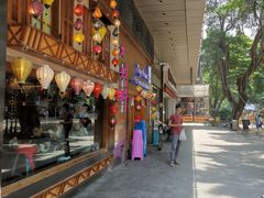 门面-大头虾越式风味餐厅(光明广场店)