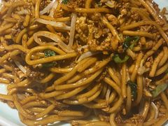 -沪小胖小龙虾(淮海中路旗舰店)