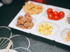 -辣尚瘾·烤鱼·新川菜(牡丹园直营店)