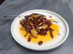 -蔼若春.传承三十年云南菜(金碧公园店)