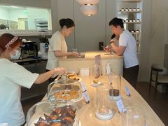 -VERIE BAKEHOUSE