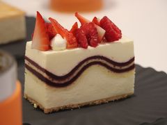 -潮一不贰·法式甜品·生日蛋糕·西式简餐(外滩店)