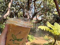 -Chom Cafe and Restaurant