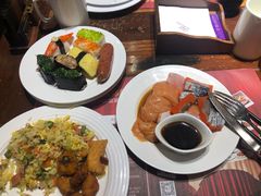 -四海一家自助餐(益田假日广场店)