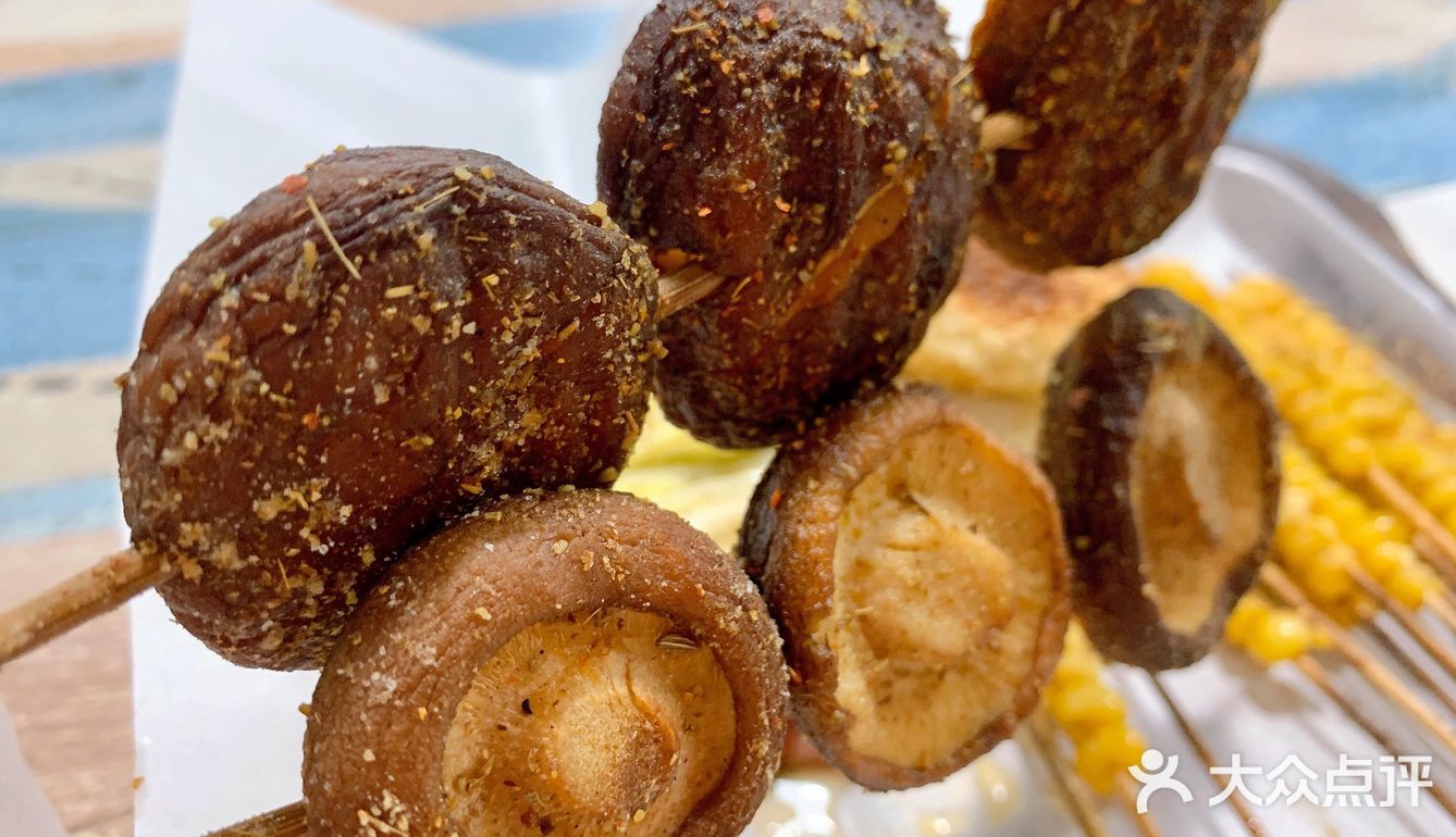 奥体富人区超好吃的烤串[加油]