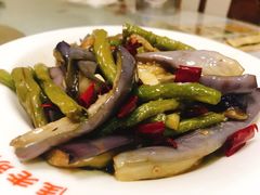 -独一佳老胡湘菜馆(矿山路店)