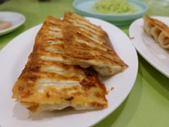 招牌锅贴-大眼锅贴水饺(河东店)