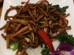 -粤仔湾砂锅粥(滨湖万达店)