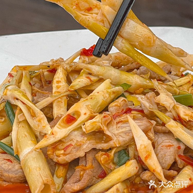 来西江千户苗寨！别错过这家视野绝佳餐厅🍴