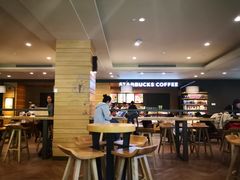 大堂-星巴克(上海交通大学店)