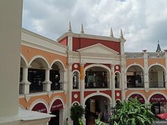 -佛罗伦萨小镇广佛名品奥特莱斯(疏港路店)