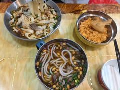 -覃肥叔桂林米粉(粮道街店)