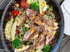 -悦享绿山墙西餐厅