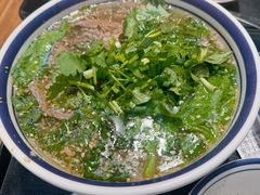 -云阿蛮云南生烫牛肉米线(奉贤路店)